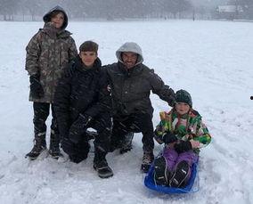 雪地吃瓜,揭秘雪地吃瓜的独特魅力